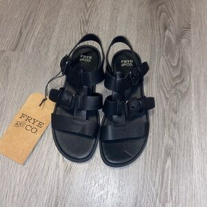 FRYE AND CO. Black Leather Double-Buckle Women's Sandals